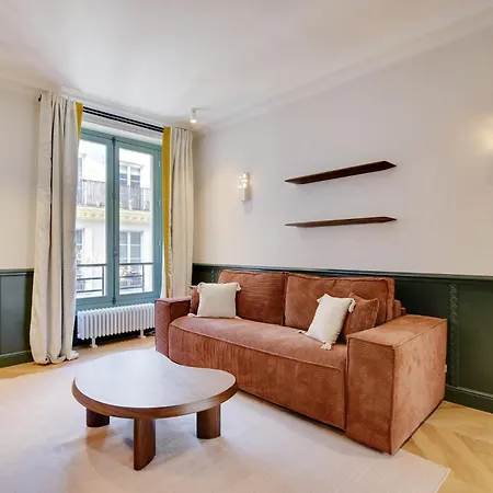 Pick A Flat's In Canal Saint Martin - Rue De Lancry Parijs