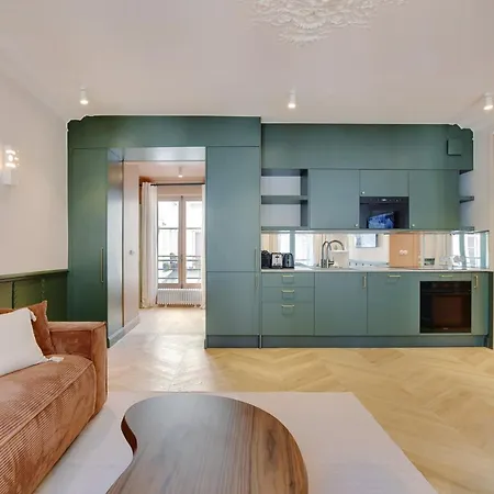 Pick A Flat's In Canal Saint Martin - Rue De Lancry *