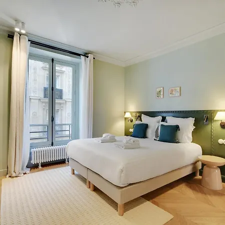 Pick A Flat's In Canal Saint Martin - Rue De Lancry
