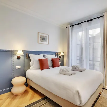 Pick A Flat's In Canal Saint Martin - Rue De Lancry Parijs