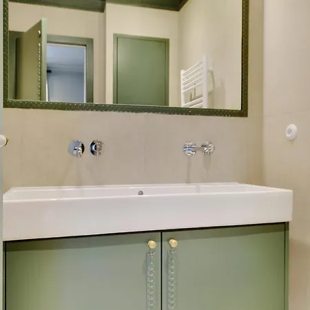 Apartment Pick A Flat's In Canal Saint Martin - Rue De Lancry Paris